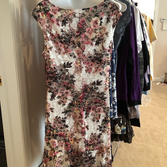 NWOT Connected Brand-Floral embroidered dress sz12 Beautiful Spring/summer dress - Picture 2 of 12